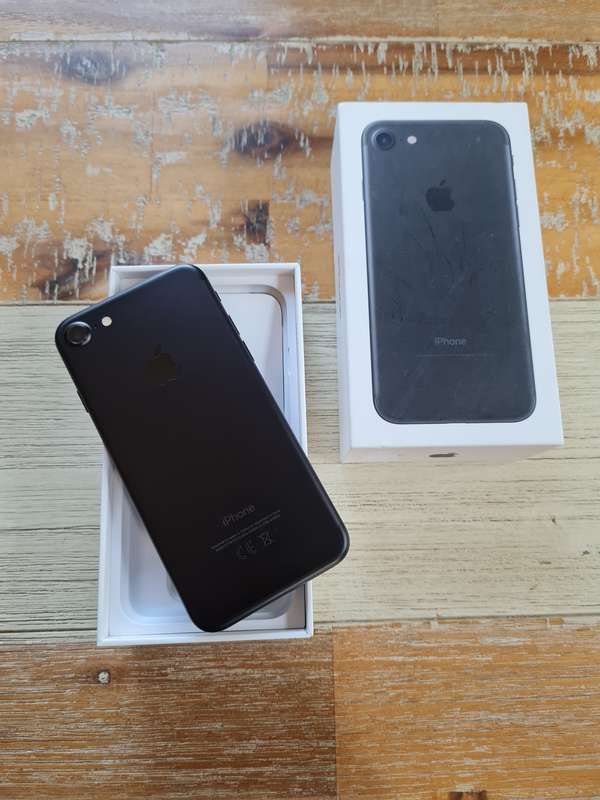 Apple iPhone 7 32GB Black