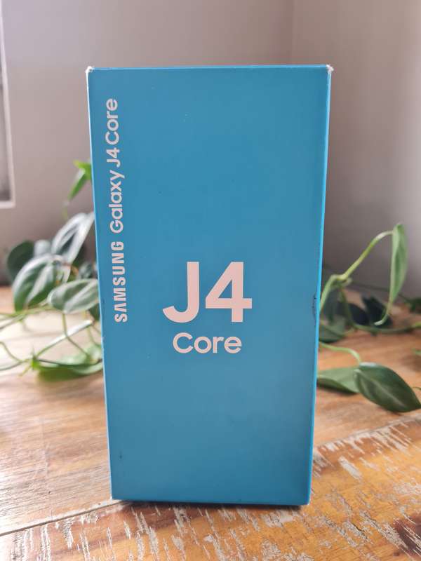 Samsung Galaxy J4 Core 16GB Gold
