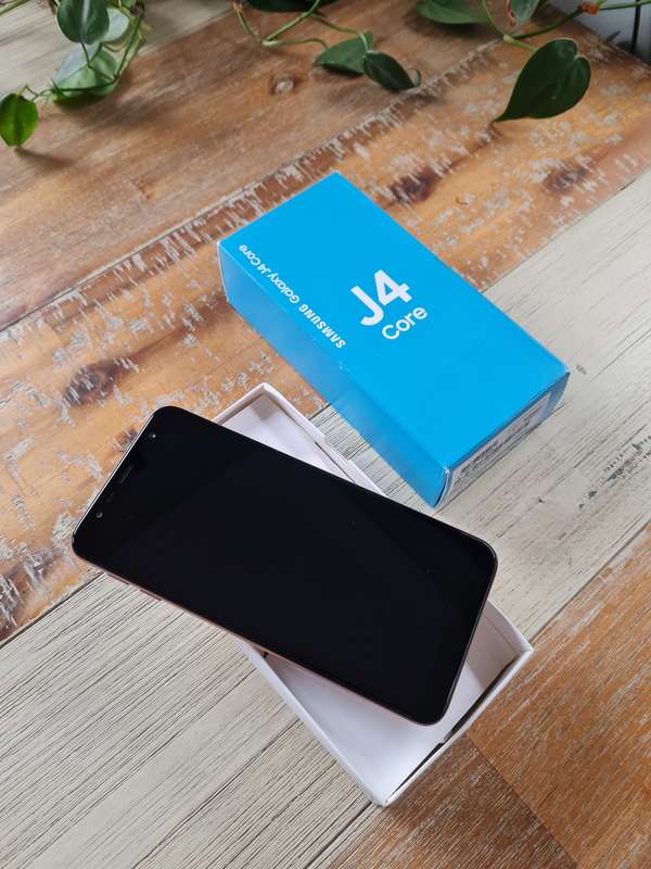 Samsung Galaxy J4 Core 16GB Gold