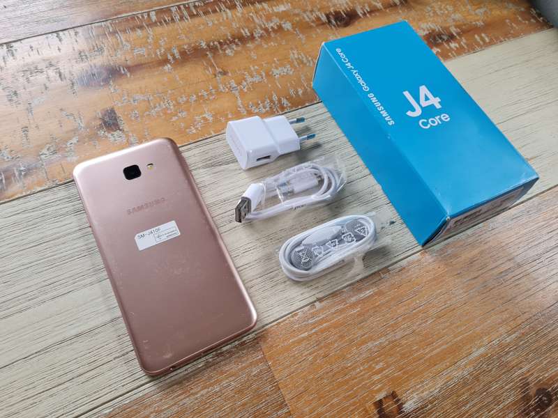 Samsung Galaxy J4 Core 16GB Gold
