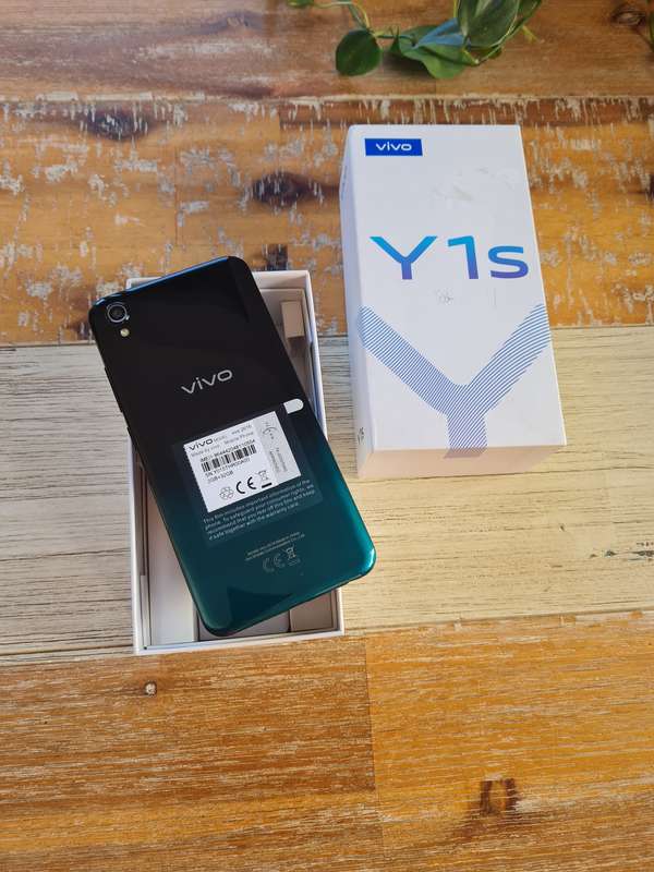 Vivo Y1s 32GB Olive Black