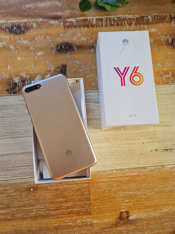 Huawei Y6 2018 16GB Gold
