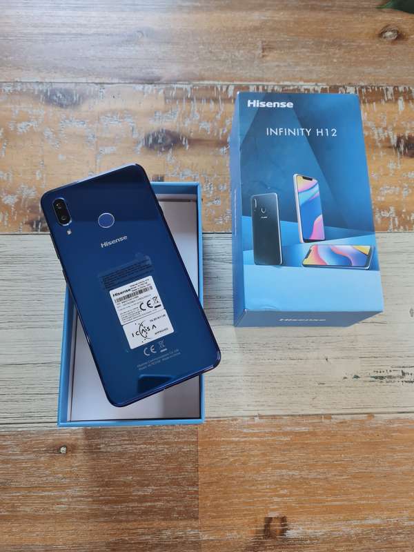 Hisense Infinity H12 32GB Blue