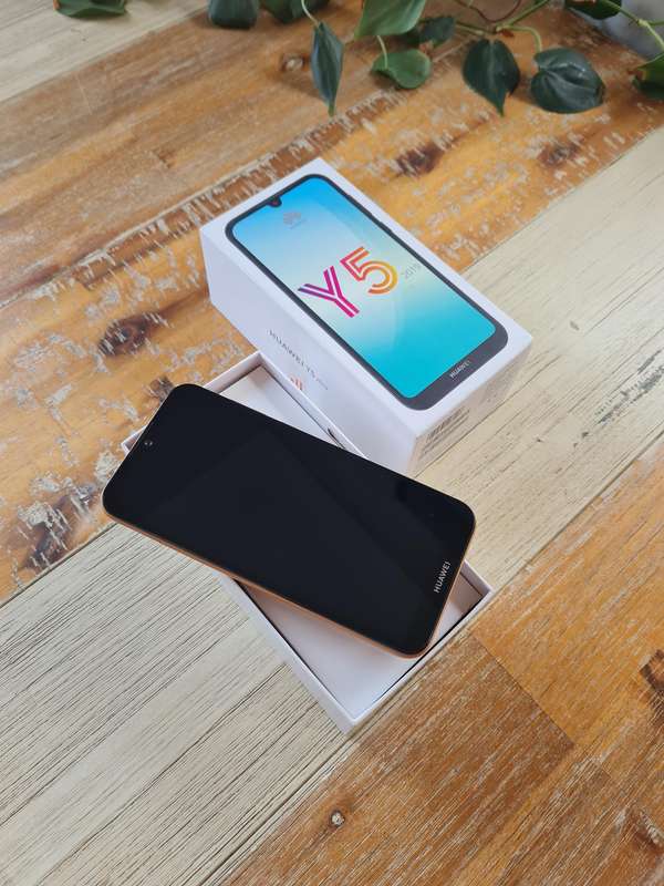 Huawei Y5 2019 32GB Amber Brown