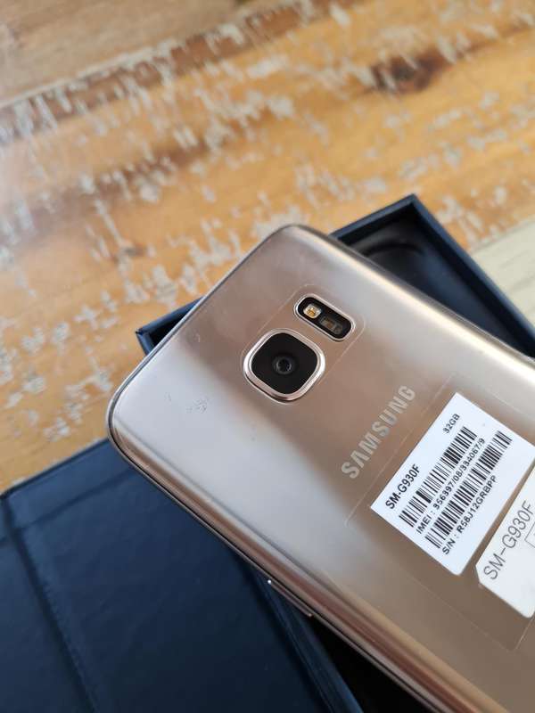 Samsung Galaxy S7 32GB Gold Platinum