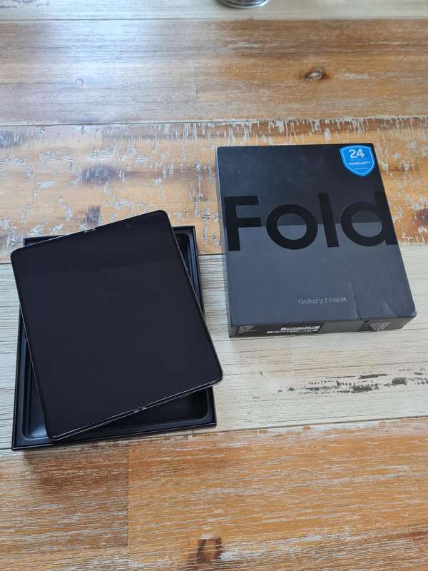Samsung Galaxy Z Fold 4 256GB Graygreen