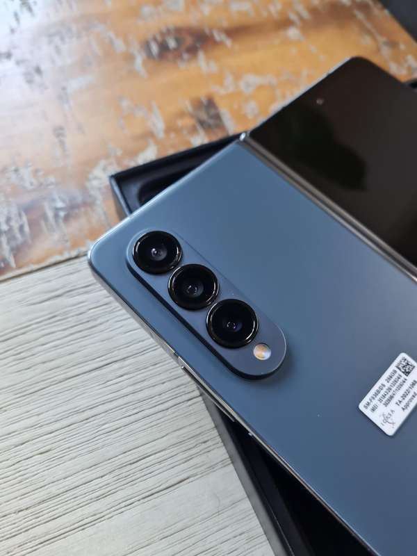 Samsung Galaxy Z Fold 4 256GB Graygreen