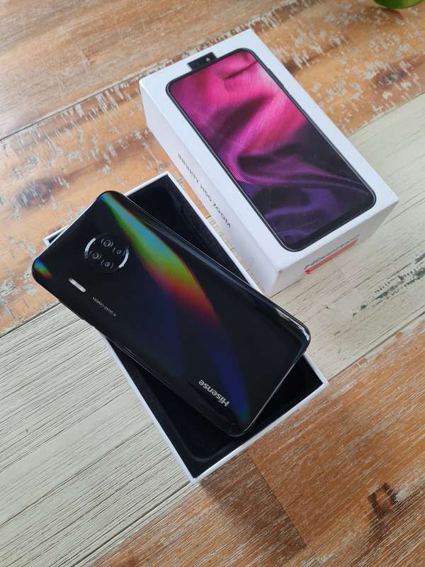 Hisense H50 Zoom 128GB Black Pearl