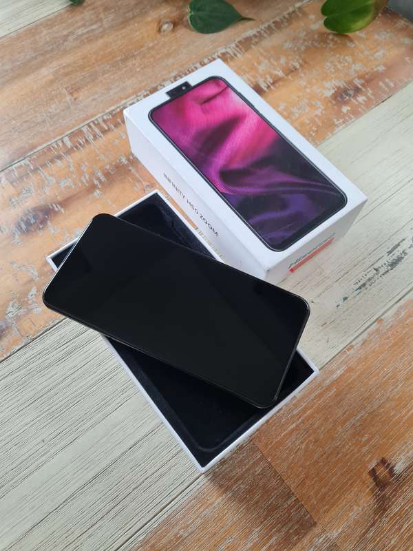 Hisense H50 Zoom 128GB Black Pearl