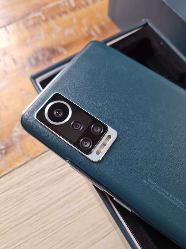 Hisense H60 5G 128GB Green
