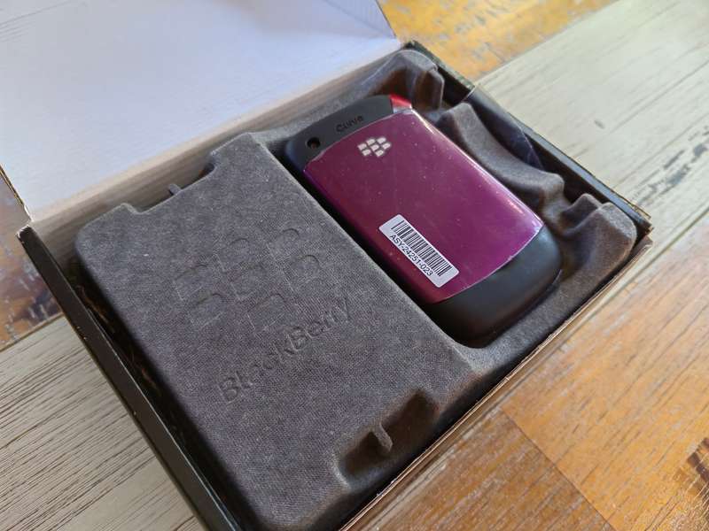 Blackberry 8520 Purple