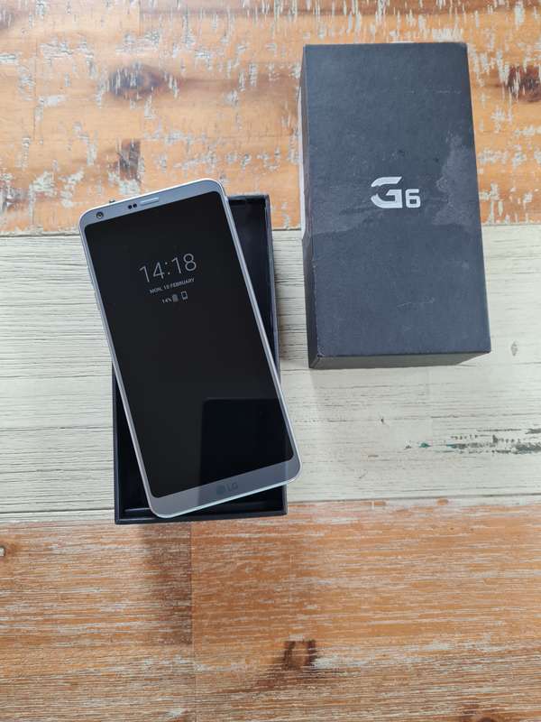 LG G6 32GB Ice Platinum