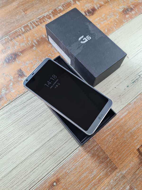 LG G6 32GB Ice Platinum