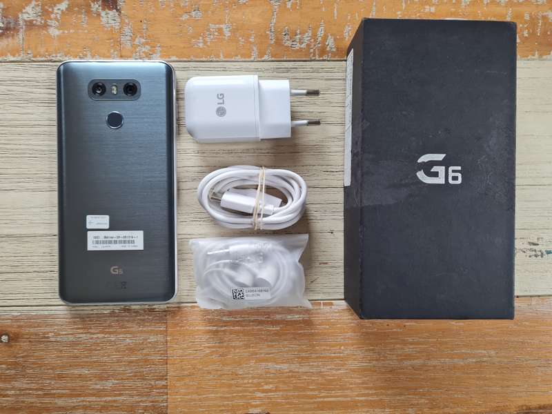 LG G6 32GB Ice Platinum