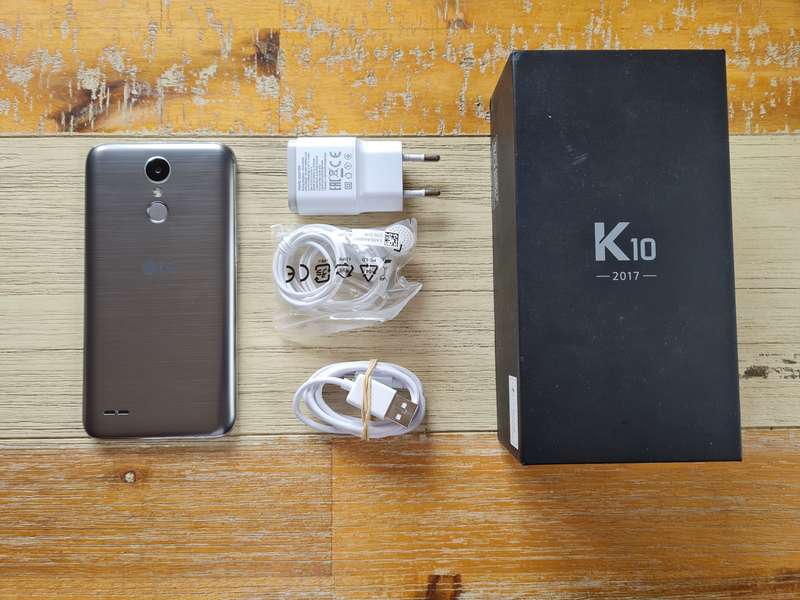 LG K10 2017 16GB Titan