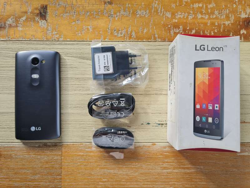 LG Leon LTE 8GB Black Titanium