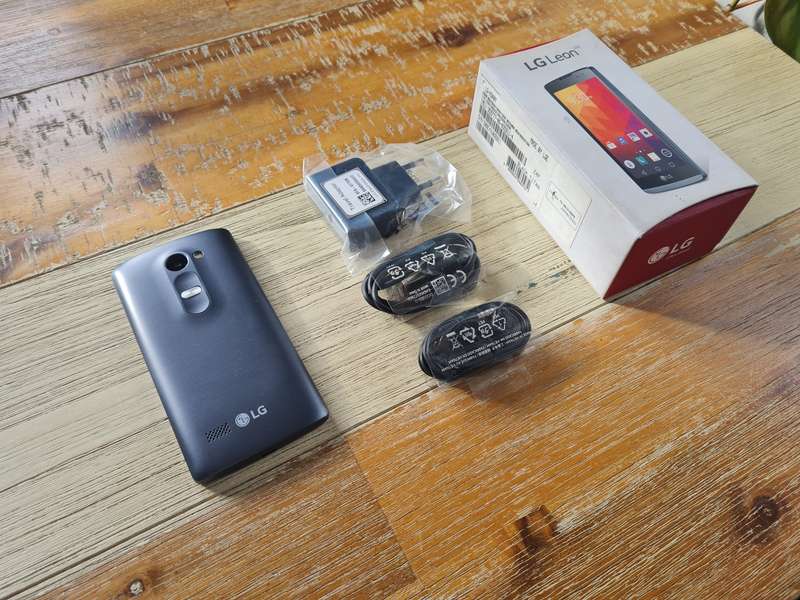 LG Leon LTE 8GB Black Titanium