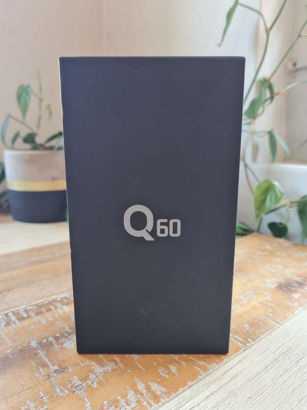 LG Q60 64GB Blue