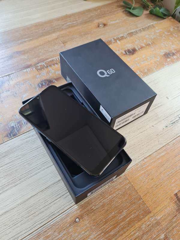 LG Q60 64GB Blue
