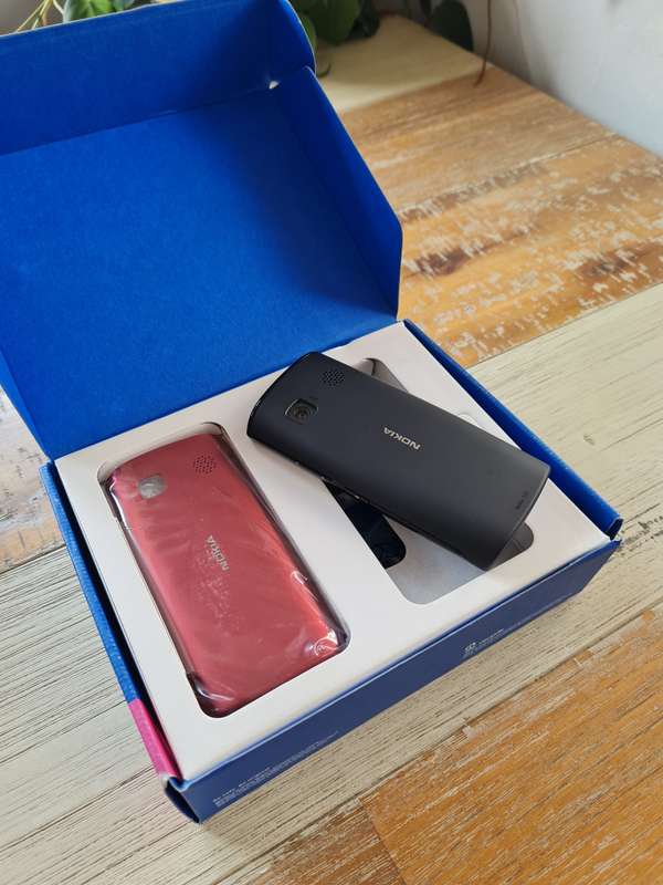 Nokia 500 2GB Black
