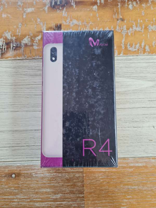 Mobicel R4 8GB Gold