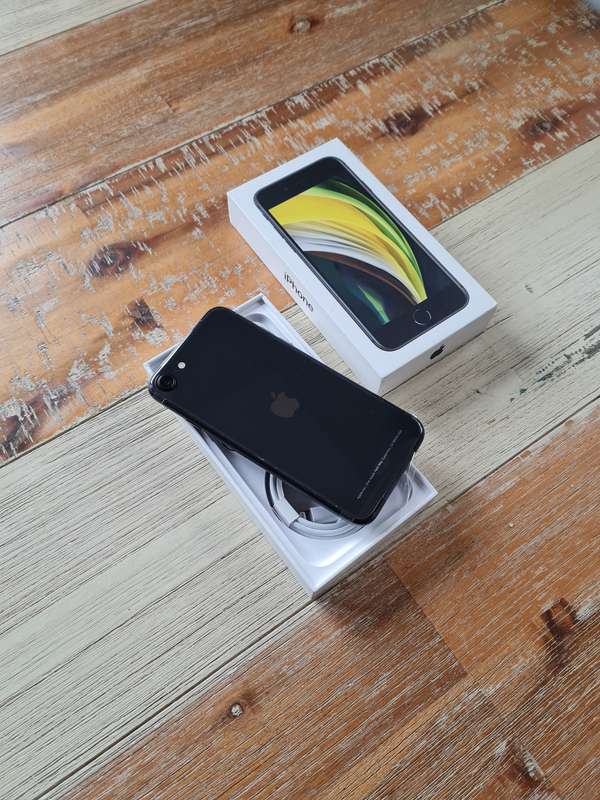 Apple iPhone SE 2020 64GB Black