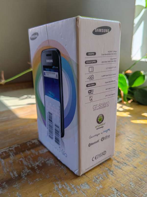 Samsung Galaxy Gio 158MB Dark Silver
