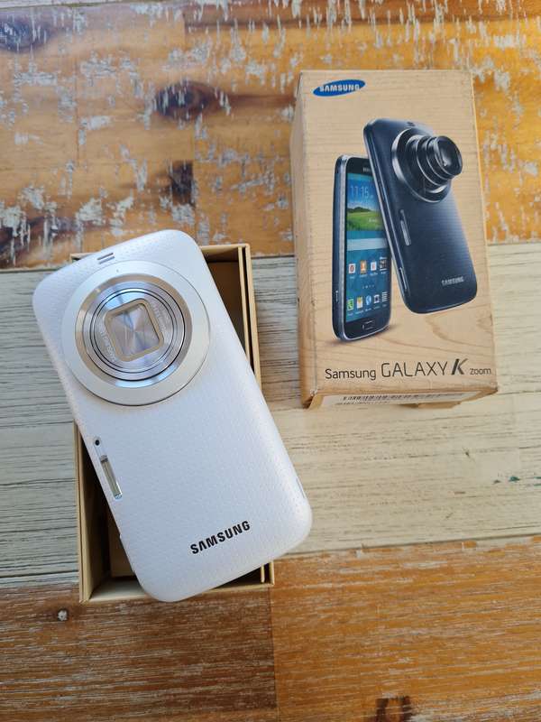 Samsung Galaxy K Zoom 8GB Shimmery White