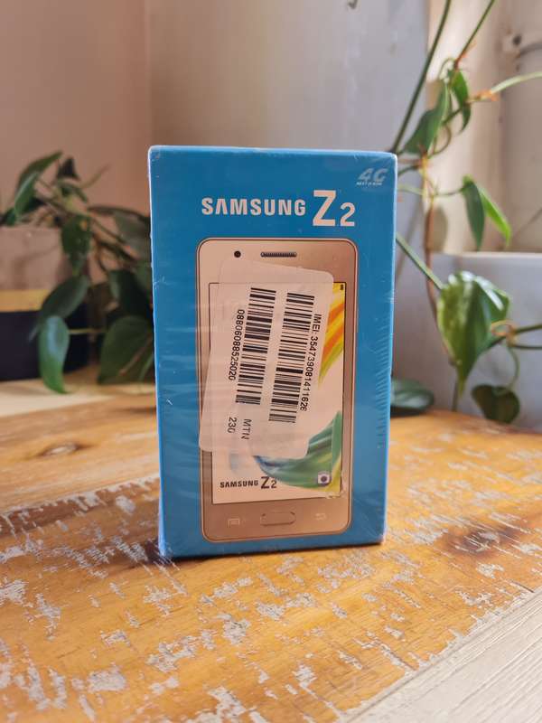 Samsung Z2 8GB Gold