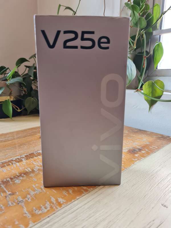 Vivo V25e 128GB Sunrise Yellow