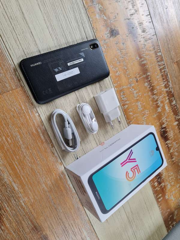 Huawei Y5 2019 32GB Modern Black