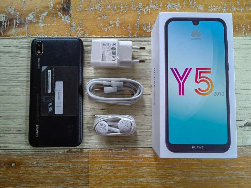 Huawei Y5 2019 32GB Modern Black