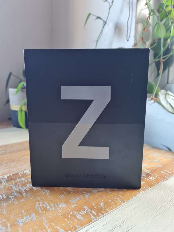 Samsung Galaxy Z Fold 3 256GB Phantom Silver