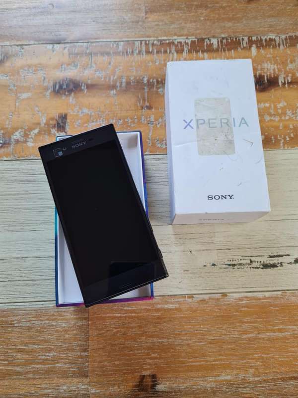 Sony Xperia XZ 32GB Mineral Black