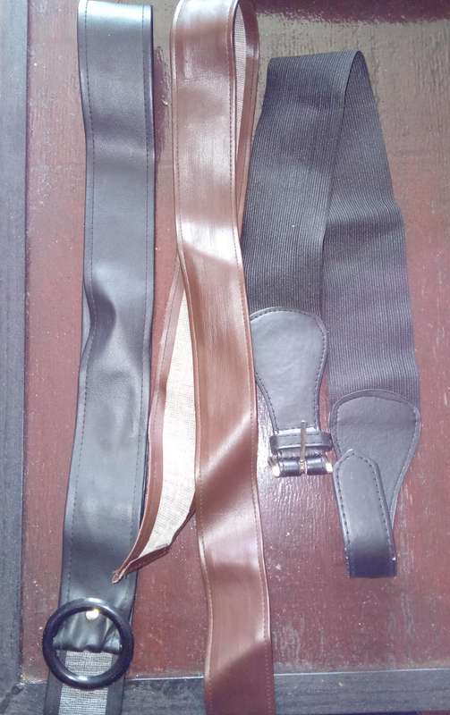 Second hand Jewelery and belts