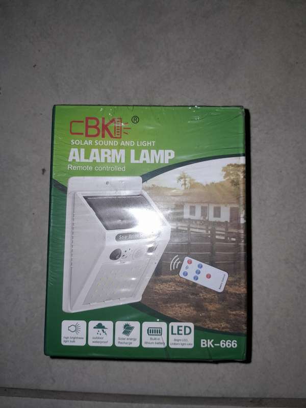 Solar alarm lamp