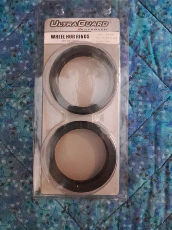 Wheel hub rings