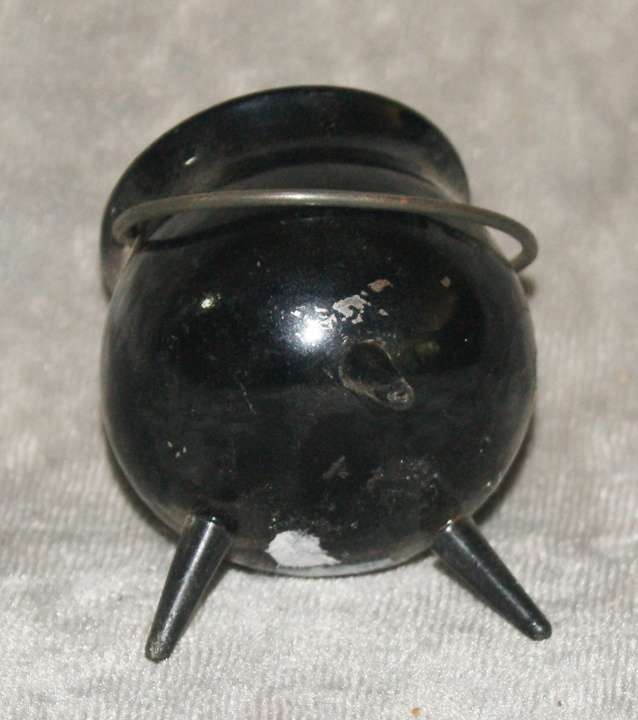 Vintage hand painted miniature "Oribi Gorge" enamel potjie pot