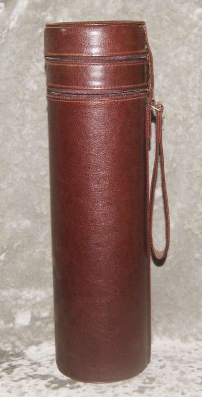 Picnic wine bottle carrier