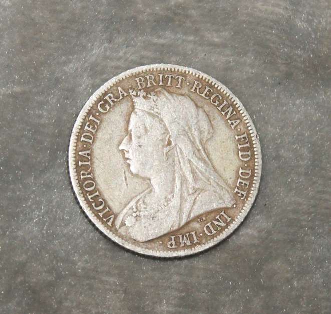 1900 Victoria 3rd portrait 1 shilling