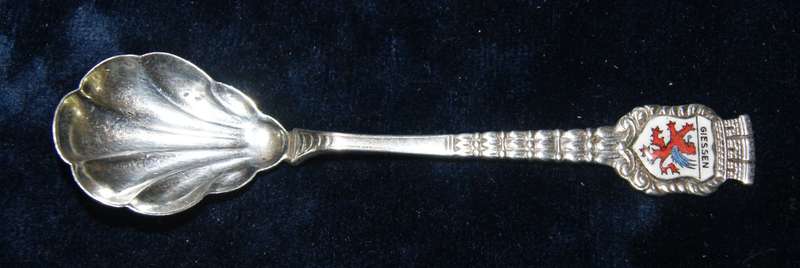 German 800 silver Giessen souvenir spoon (11.5g) @ ccrraazzyy low R1 start