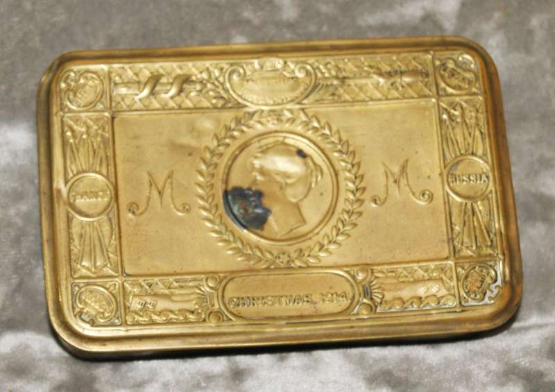 Royal gift to the troops Christmas 1914