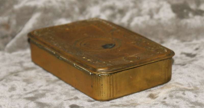 Royal gift to the troops Christmas 1914