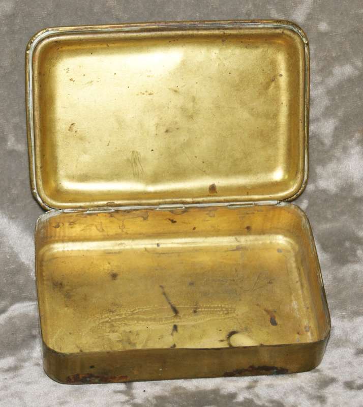 Royal gift to the troops Christmas 1914