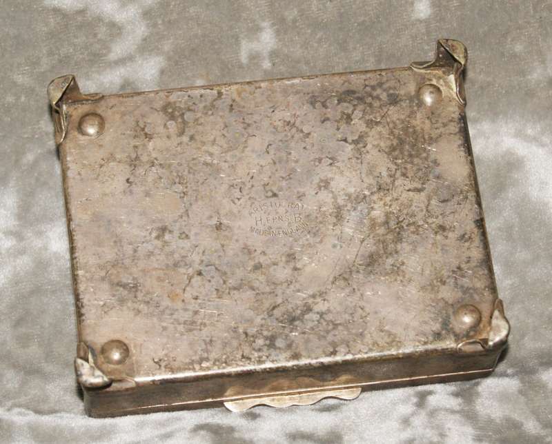 Aristocrat EPNS footed cigarette box