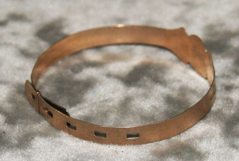 9ct gold christening bracelet (3.1g) @ ccrraazzyy low R1 start