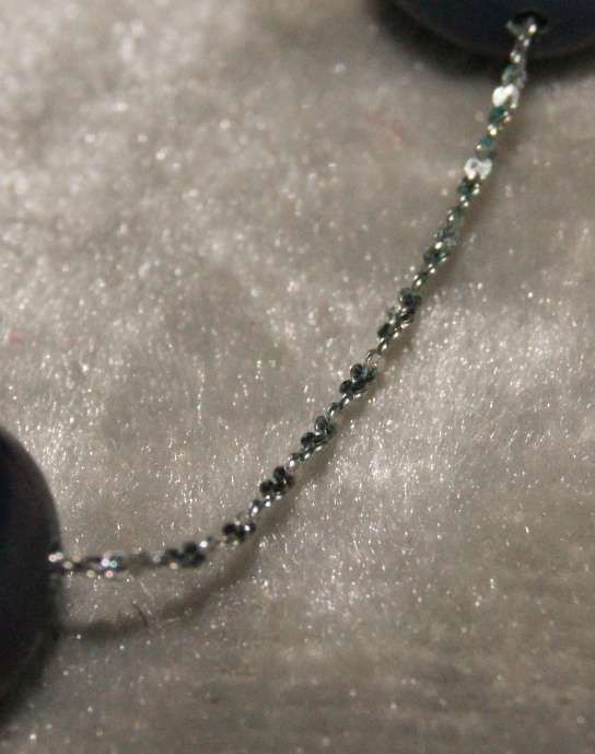 14ct White gold necklace with 13x 8mm Tahitian pearls