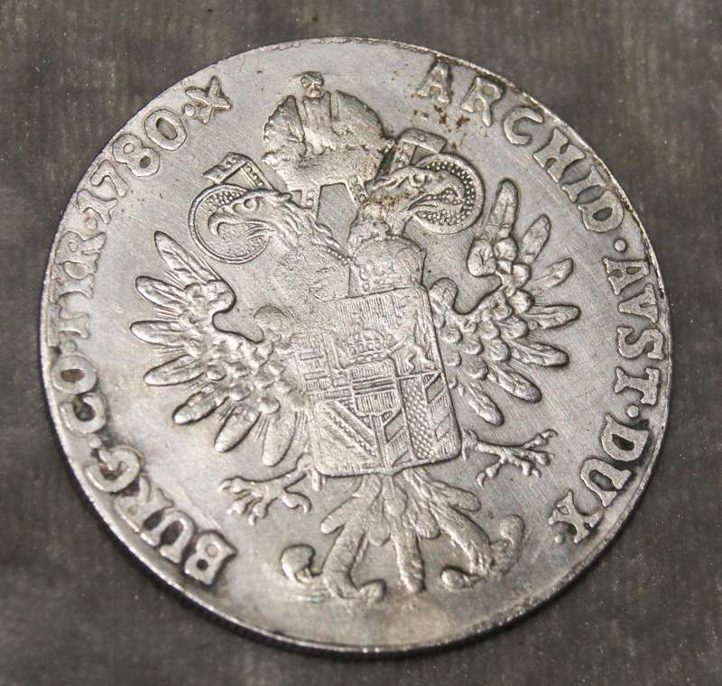 Maria Theresa Thaler replica (28.5g) @ crazy low R1 start