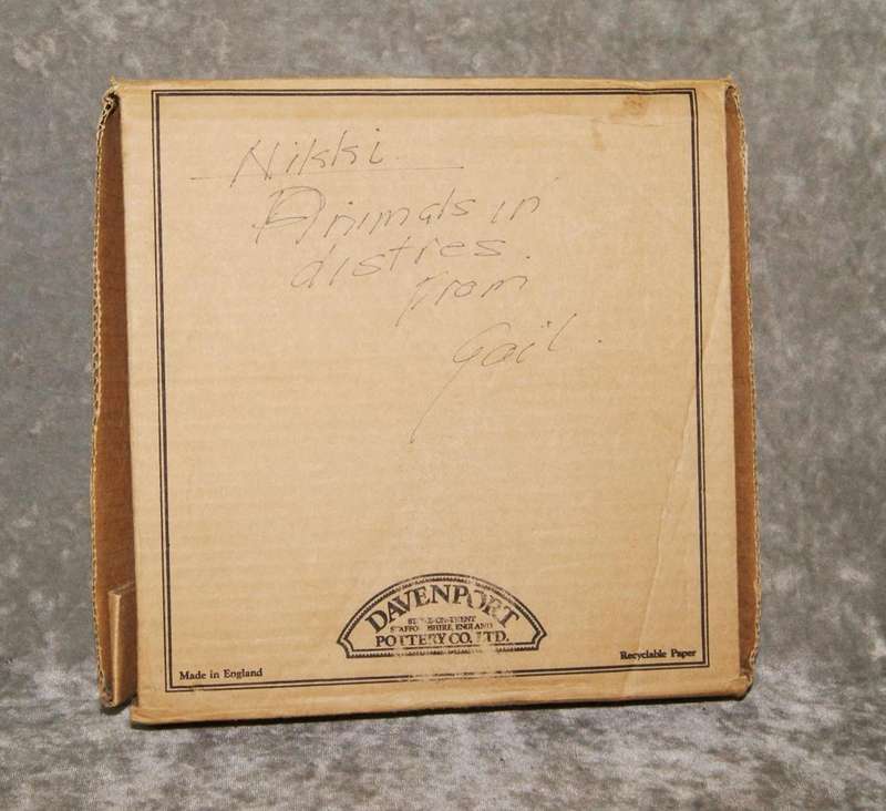 Davenport Baby Elephants collectable plate in original box with paperwork
