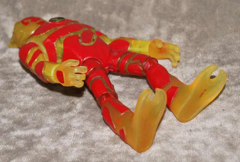 Ben 10 "Heatblast" power up action figure